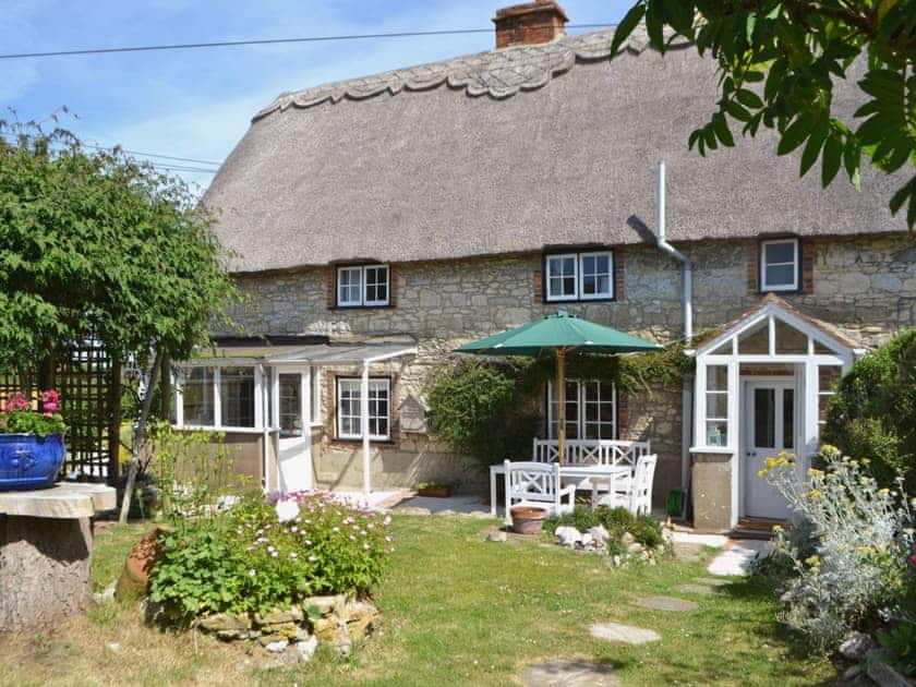 Exterior | Southview Cottage, Wellow, nr. Yarmouth