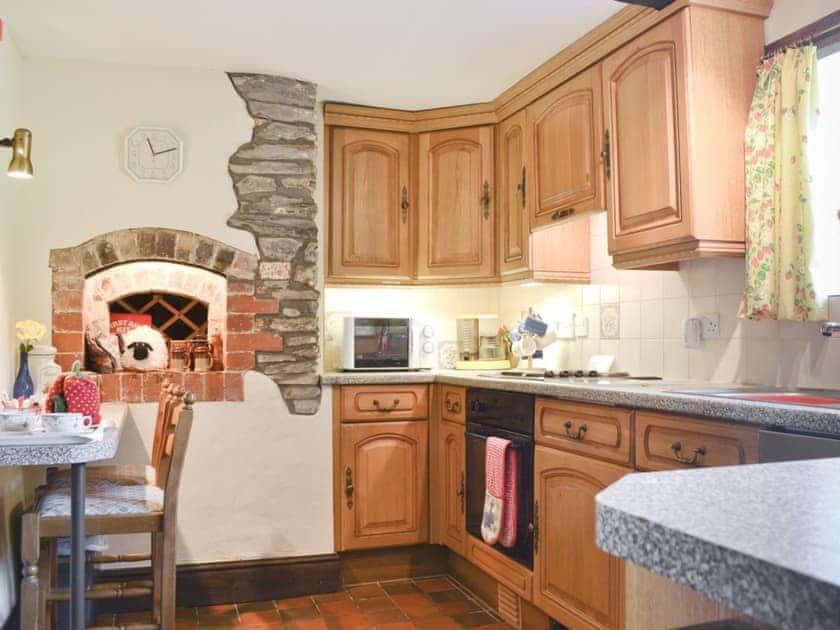 Kitchen/diner | Forget-me-not Cottage, New Radnor, nr. Hay-on-Wye