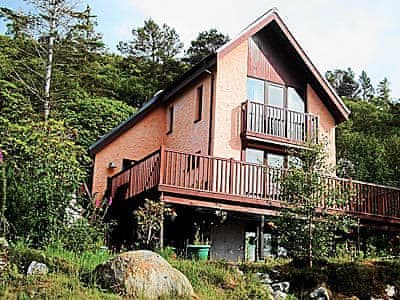 Waterside Lodge Ref 23035 In Port Appin Argyll And Bute