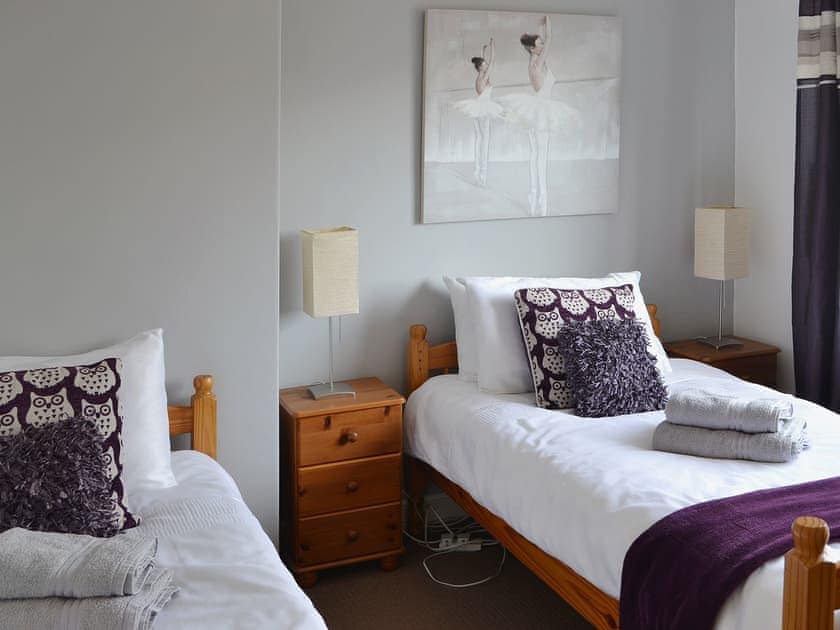 Twin bedroom | Willow Cottage, Warkworth