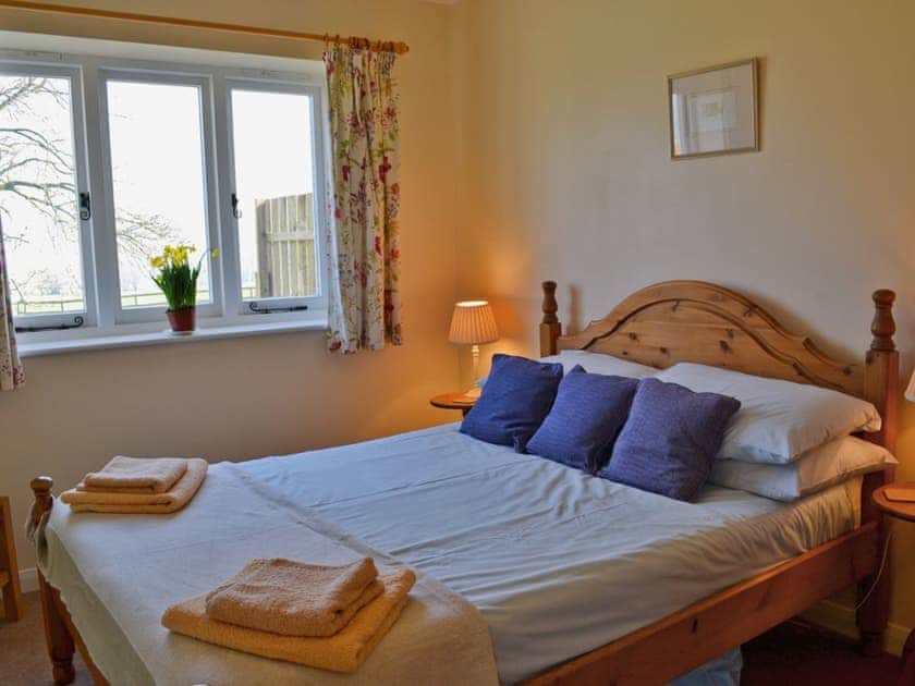 Double bedroom | Bramley Cottages - Russett Cottage, Rye