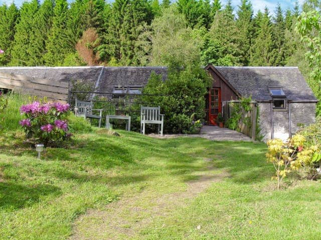 Hatton Cottages Osprey Cottage Ref 15885 In Dunkeld Near