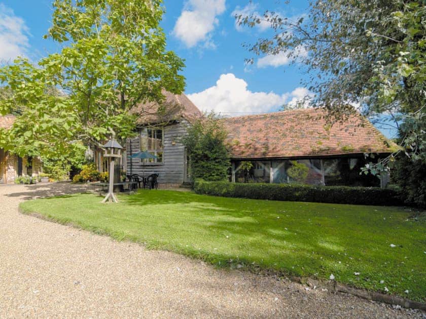 Attractive holiday home | The Barn - Farthingales, Nonington, near Dover