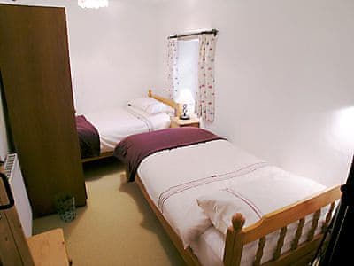 Trebarwith Farm Cottages - Purlinney, Trebarwith, Delabole