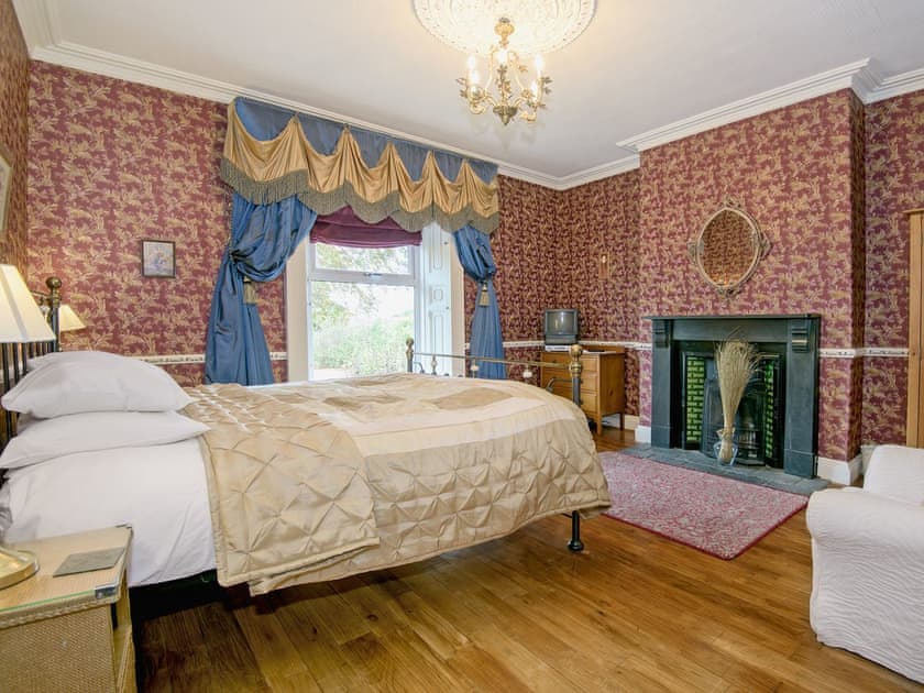 Double bedroom | Edderside Hall, Edderside, nr. Allonby