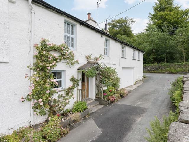 Rose Lea Cottage Ref Lyf In Outgate Near Hawkshead Cumbria