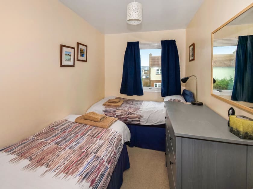 Twin bedroom | Bayview, Beadnell