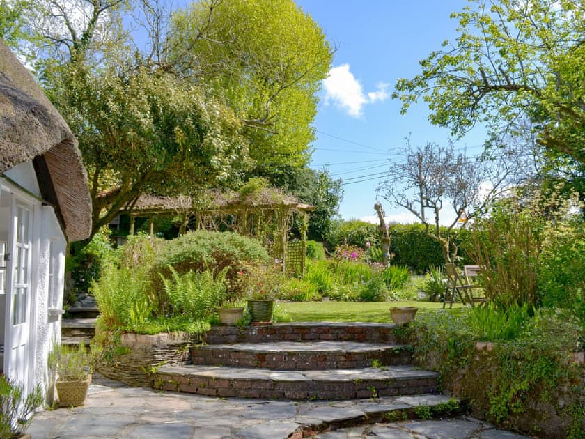 Delightful garden and grounds | The Thatch Cottage, South Petherwin, near Launceston