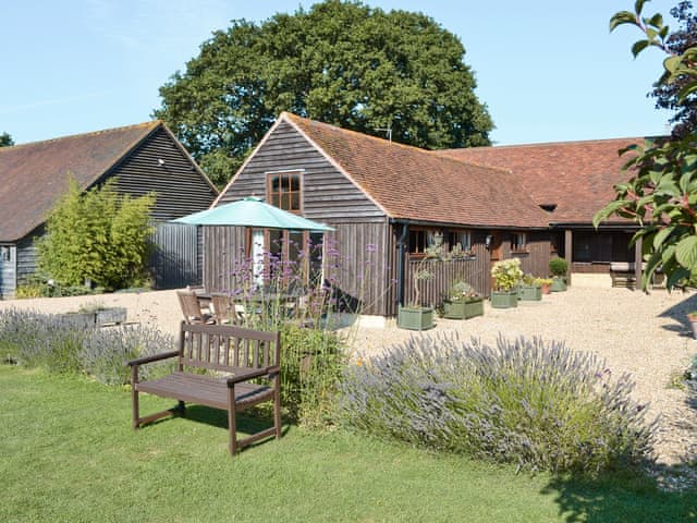 Combe Hill Farm The Byre Ref Pccx In Ninfield Near Battle