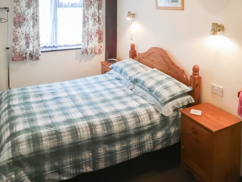 Double bedroom | Oakwood, Cheriton Bishop, nr. Dartmoor National Park