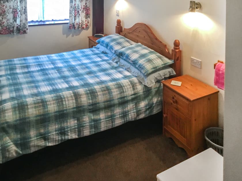 Double bedroom | Oakwood, Cheriton Bishop, nr. Dartmoor National Park