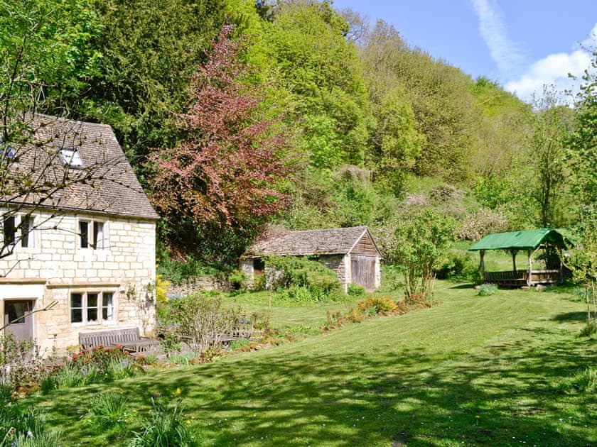 Driftcombe Farmhouse, Bisley