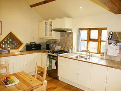 Kitchen | The Barn, Dunstan Farm, Gringley-on-the-Hill