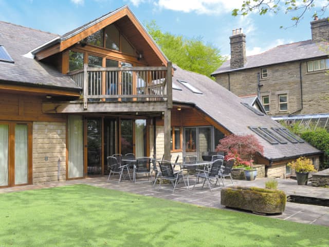 Moorecroft Ref Rll4 In Buxton Derbyshire Cottages Com