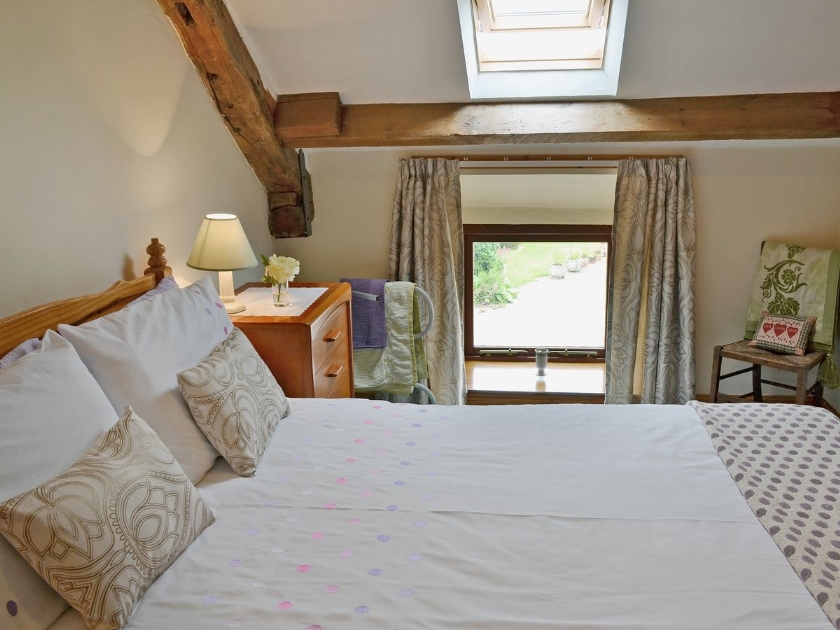 Double bedroom | Stonefold Cottage, Waberthwaite, nr. Ravenglass
