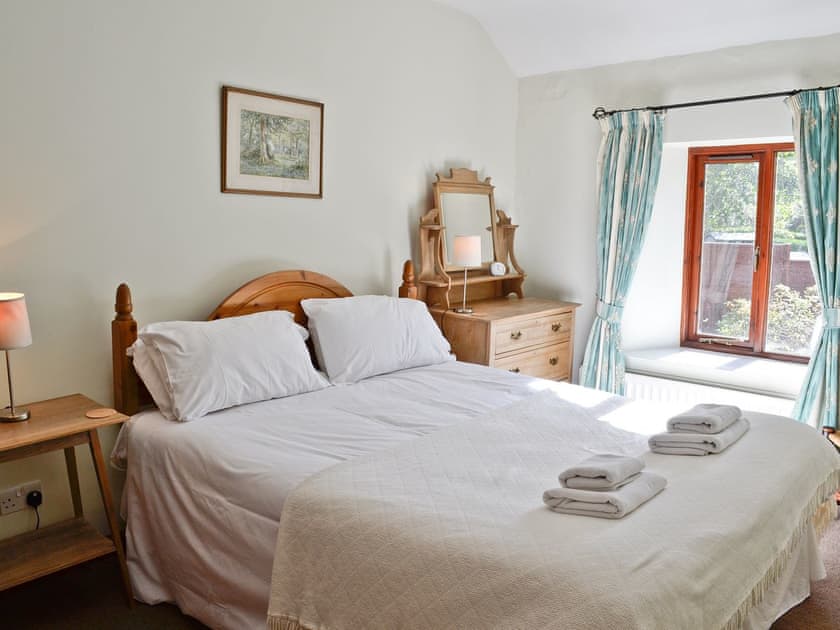 Double bedroom | Oaks Farm Cottage, Ambleside