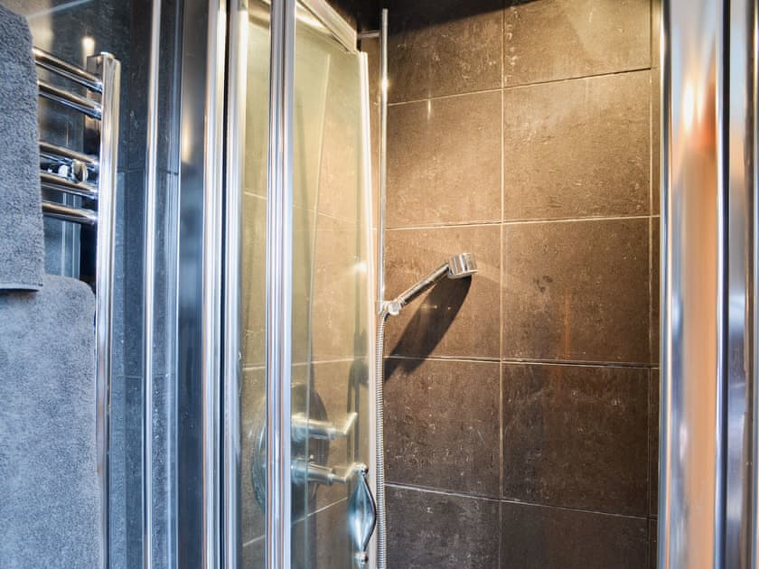 Bathroom | The Barn, Monkwood, nr. Alresford