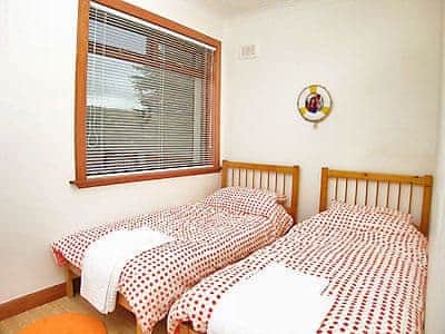 Twin bedroom | The Beach House, Maidens