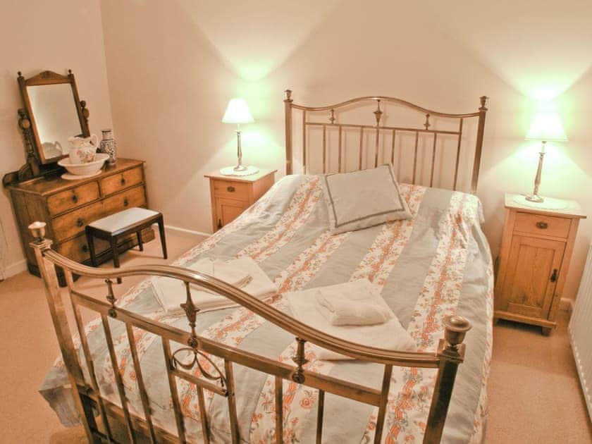 Double bedroom | Kings House, Beaumaris, Anglesey