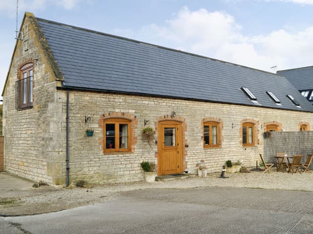 Elgin Ref Nkl In Lower Stanley Gretton Gloucestershire