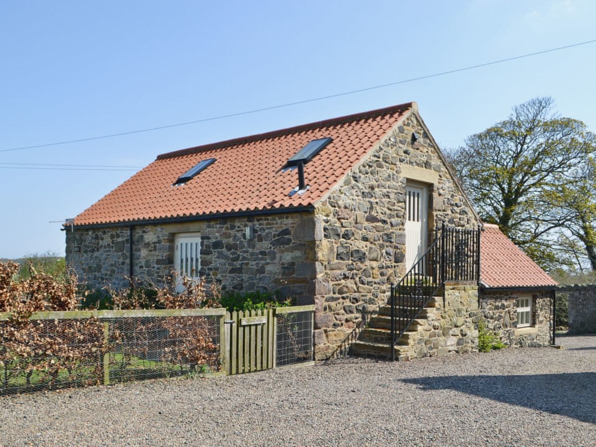 Stable Cottage Ref Mre In Craster Northumberland English