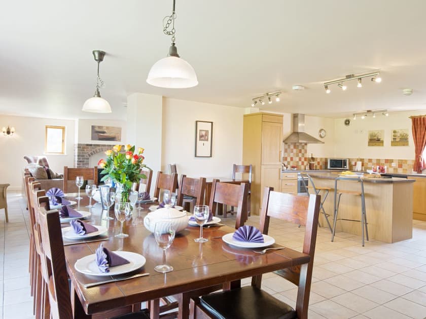 Kitchen/diner | Dinney Farm - Kingfisher Cottage, Bridgnorth
