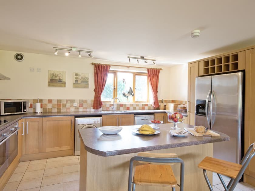 Kitchen/diner | Dinney Farm - Kingfisher Cottage, Bridgnorth
