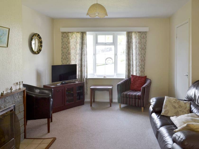 Spacious living room | Dene Corner, Chillington