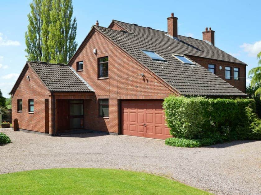 Exterior | Field House, Baschurch, nr. Shrewsbury