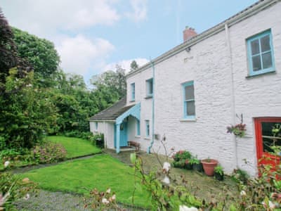 Parke Cottage Ref 24385 In Henllan Amgoed Carmarthenshire