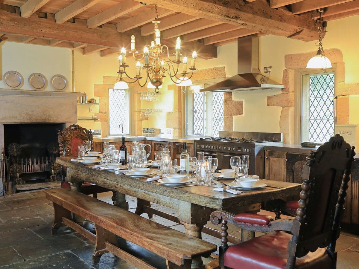 The Manor House Ref Roo3 In Alport Near Bakewell Derbyshire