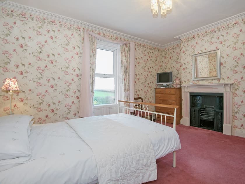 Double bedroom | Edderside Hall, Edderside, nr. Allonby