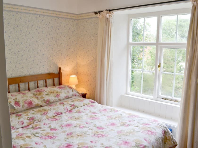 Cosy double bedroom | The Officers House, Bacton-on-Sea, Norwich