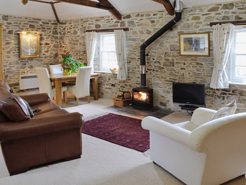 Living room | Pendewey Farm Cottages - The Coach House, Bodmin