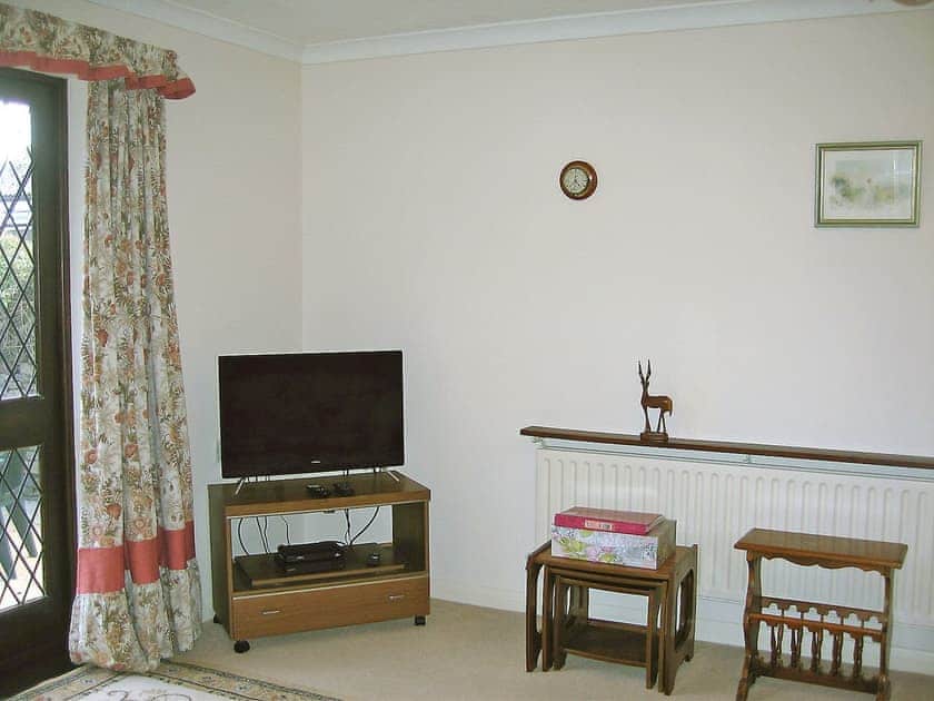 Living room | Chestnut Cottage - Prestfield Grange, Old Brampton, near Chesterfield
