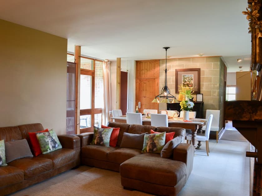 Living room/dining room | Arne Barn, Near Wareham