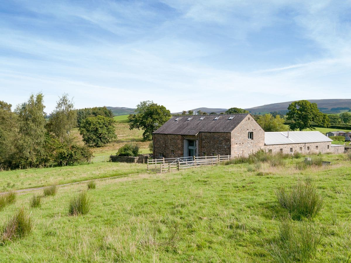 Cowdber Barn near Whernside