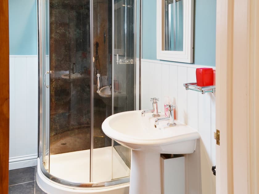 Shower room | Church View, Jacobstow, Bude