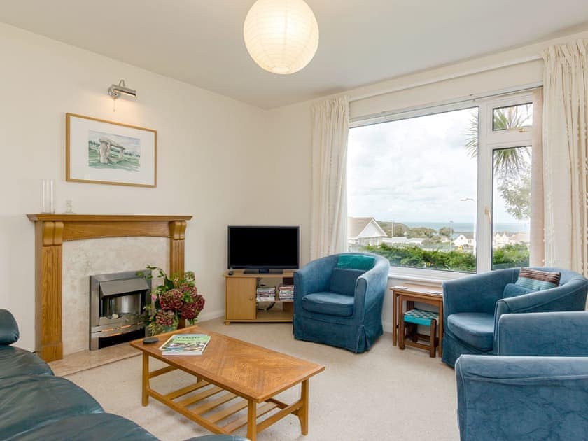 Comfortable living room with sea views | Gorwel Gl&acirc;s, Fishguard, Dyfed