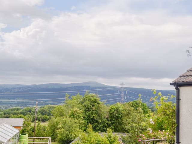 White Rose Annexe Ref Uk6523 In Gilwern Near Abergavenny