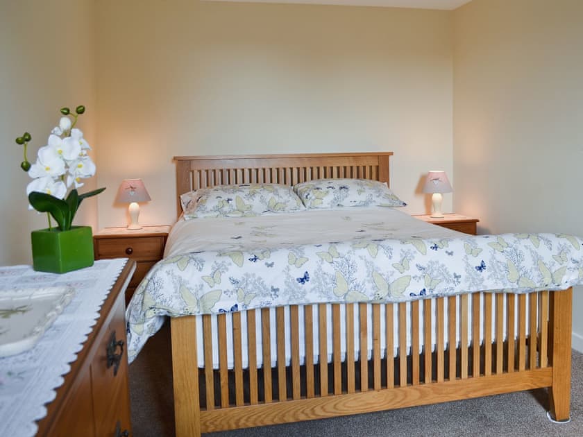 Double bedroom | Fron Erch Cottages, Abererch, nr. Pwllheli