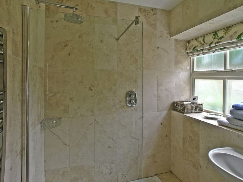 Shower room | Bridge House, Helmsley