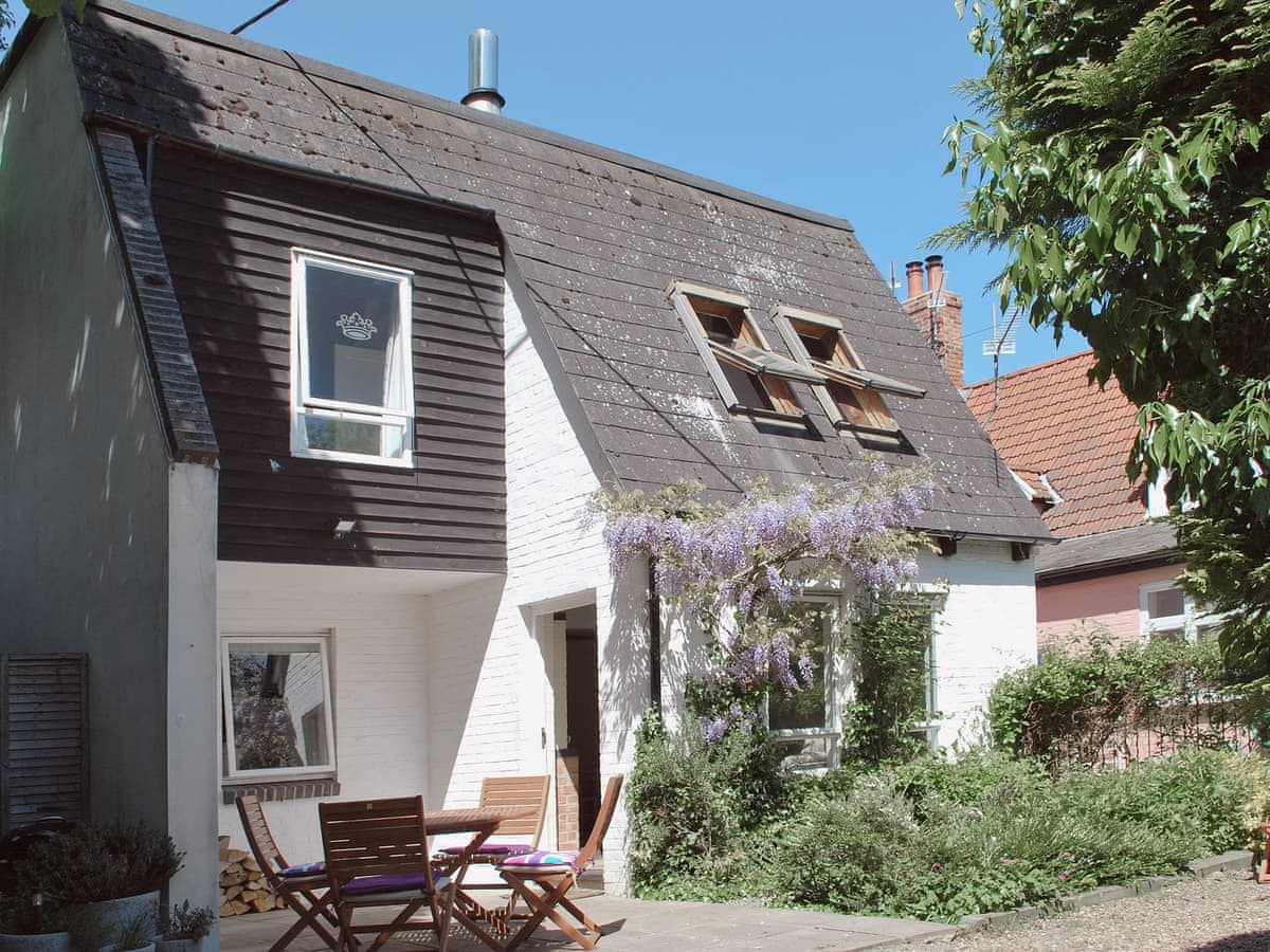 Crown Cottage Ref 10981 In Hartest Near Lavenham Suffolk