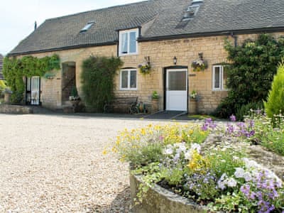 Home Farm The Stables Ref 7554 In Prestbury Near Cheltenham