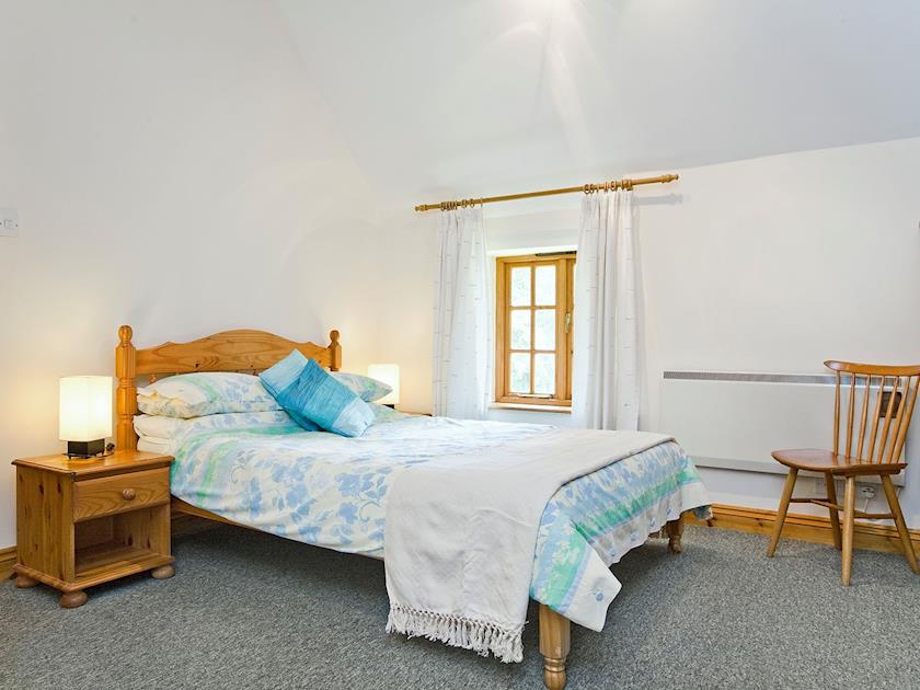 Comfortable double bedroom | Thatch Cottage, Rosudgeon, near Marazion