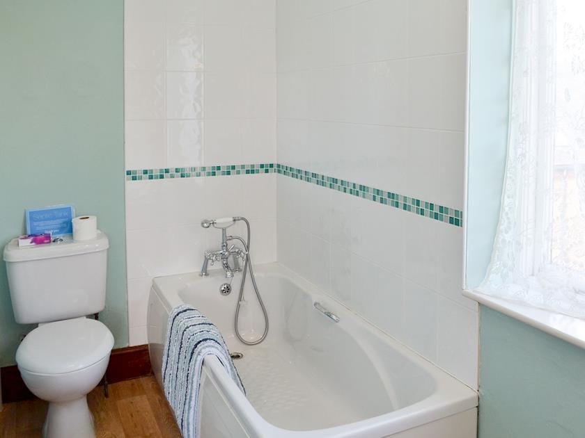 En-suite | Somersal Farmhouse, Somersal Herbert, Ashbourne