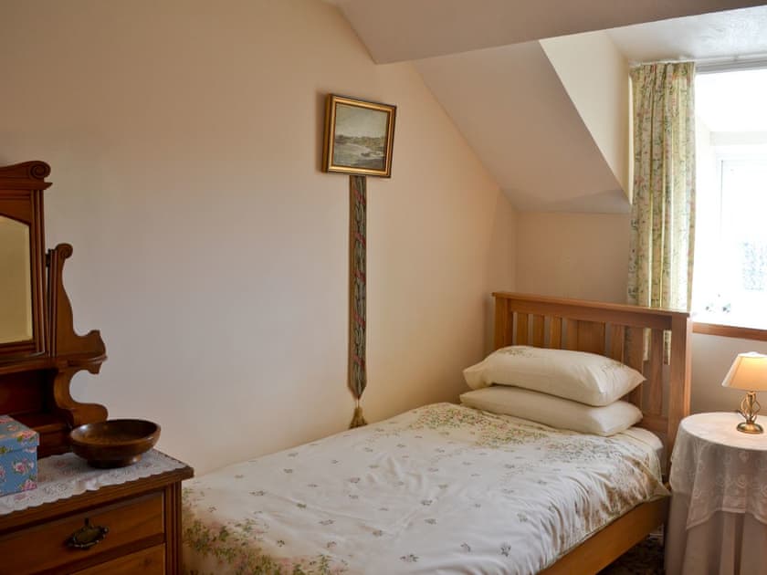 Twin bedroom | Fron Erch Cottages - Fron Erch Cottages, Abererch, near Pwllheli