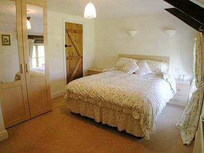 Double bedroom | Tregidden Farm - Buzzard Barn, St Martin, nr. Helston