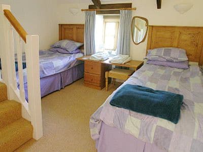 Twin bedroom | Tregidden Farm - Buzzard Barn, St Martin, nr. Helston