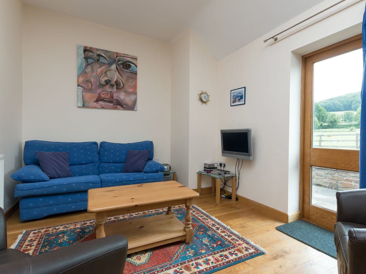Netherley Hall Cottages - Parkers Lodge - Holiday lodge in Central England - Image 2